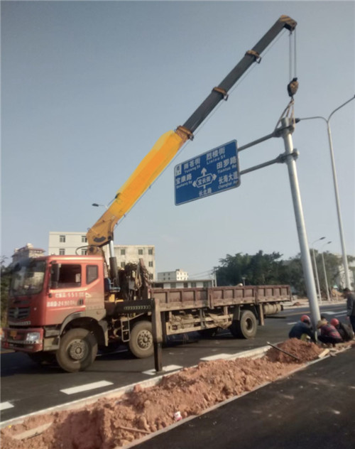 利州区设备吊装租赁吊车要用多大吊车